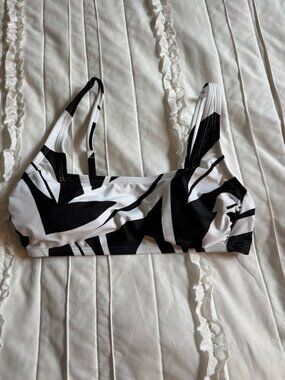 Kona Sol Small Square Neck Black White Abstract Banana Leaf Bikini Top